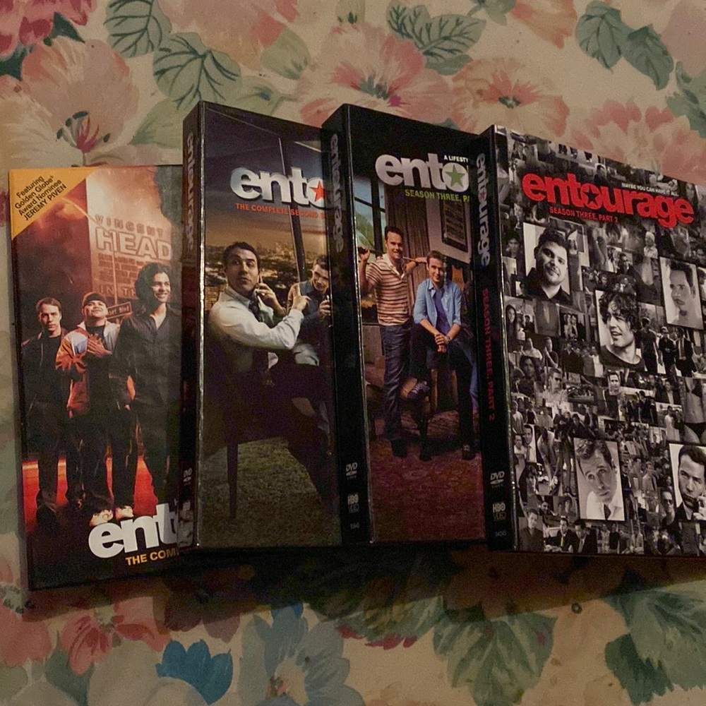 Entourage DVD Lot